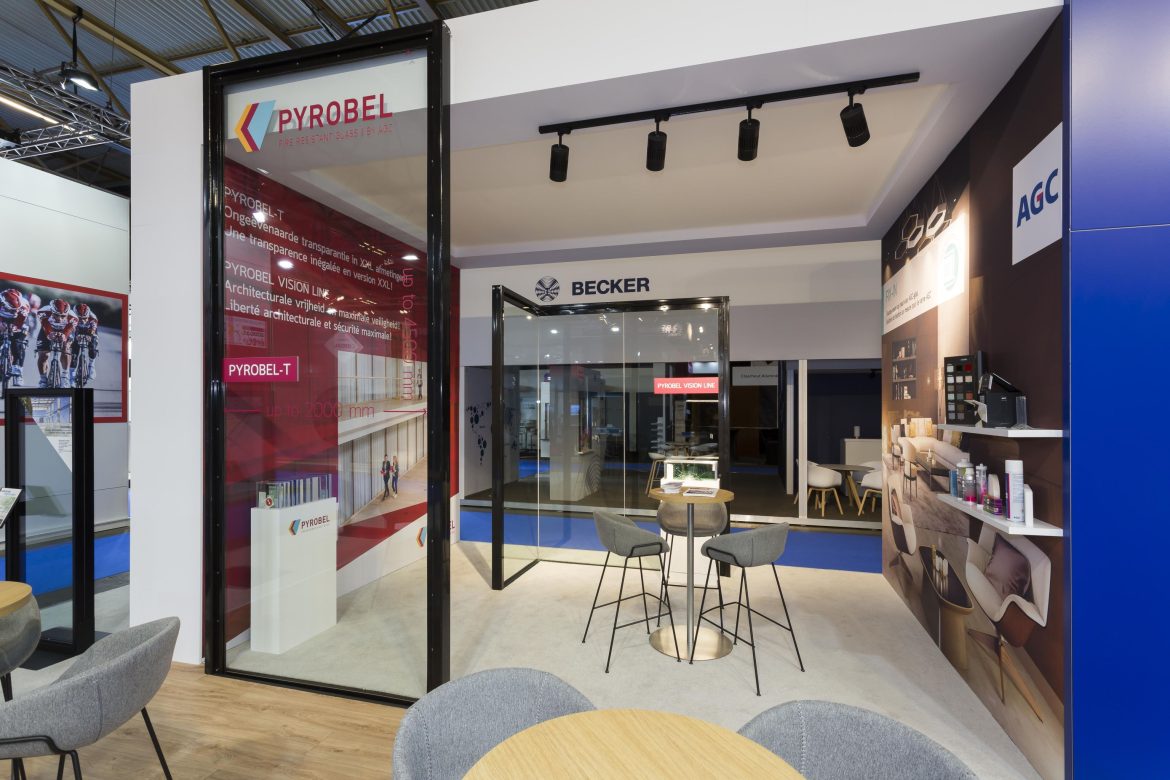 515 AGC POLYCLOSE 2002 EDU 07