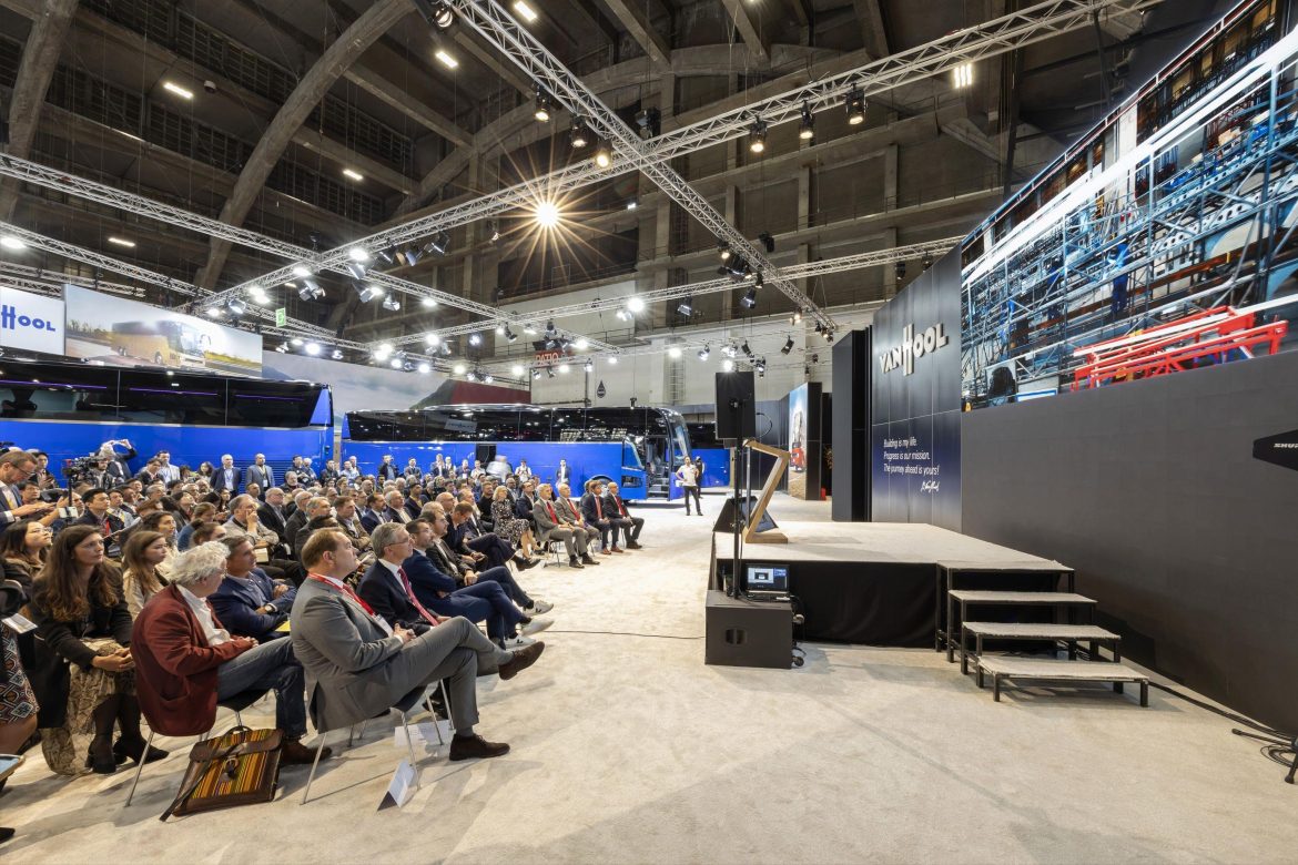 Van Hool Busworld Made by Creaplan10