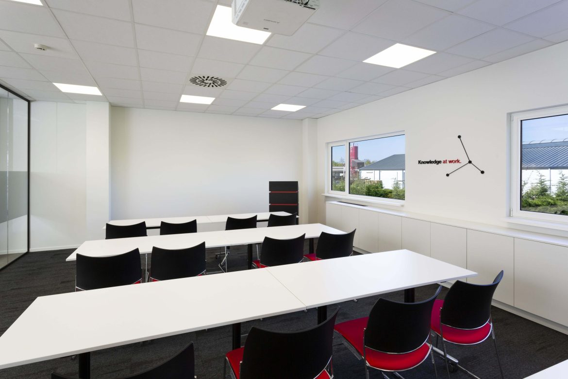 538 MITSUBISHI LECTRIC Ternat EDU 10 min