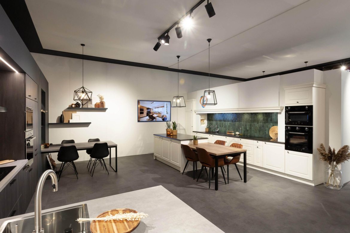 619 DE KEUKENBOUWER BISBEURS EDU 04