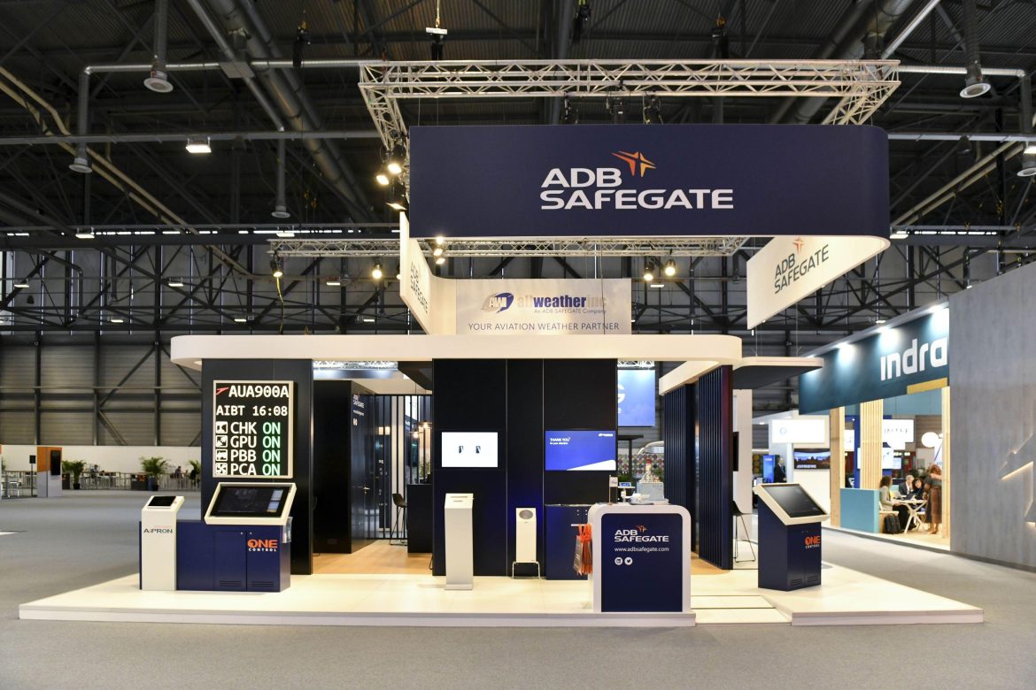 ADB Safegate Airspace World Made by Creaplan1