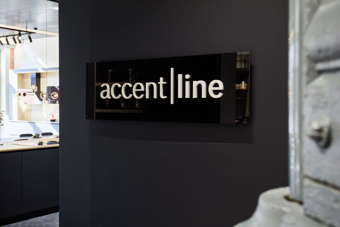 Accent Line Showroom Made by Creaplan13