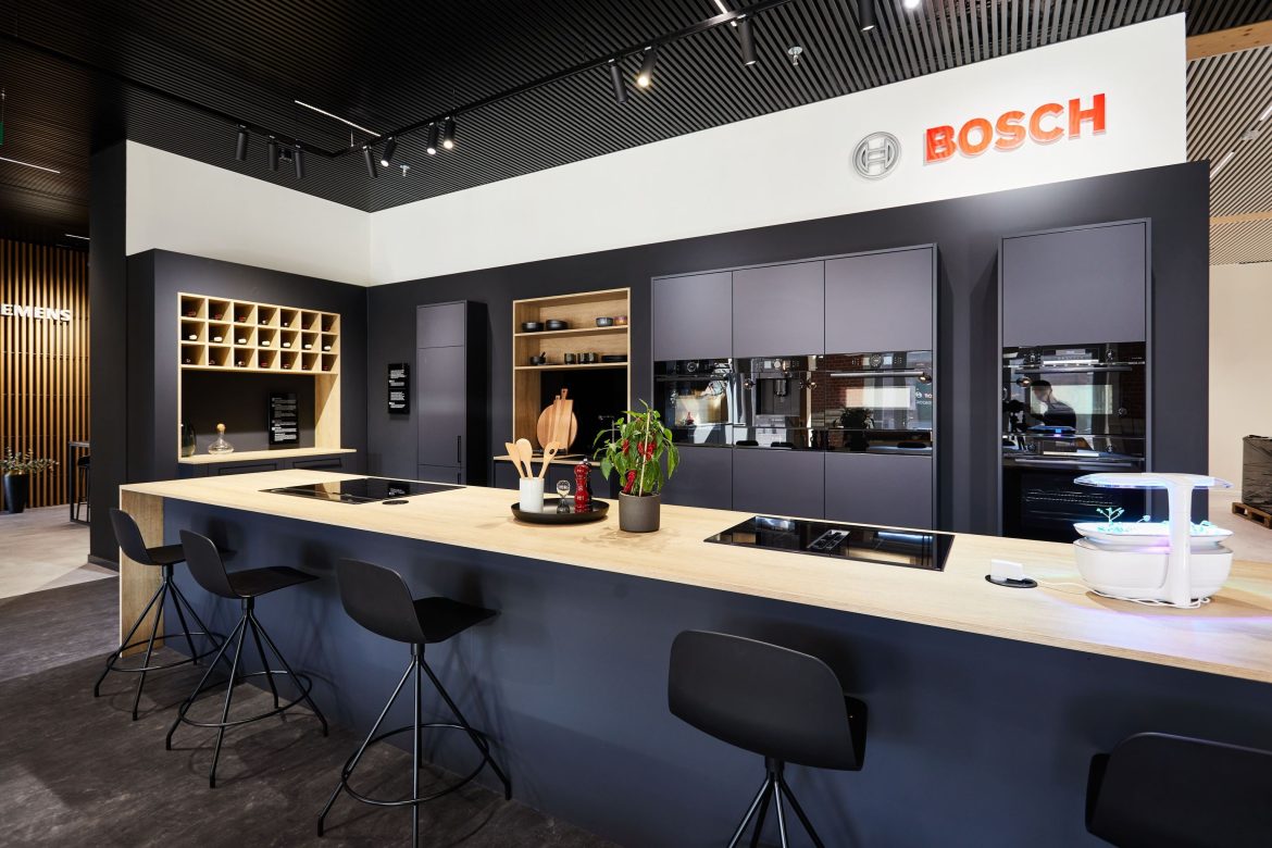 Accent Line Showroom Made by Creaplan4