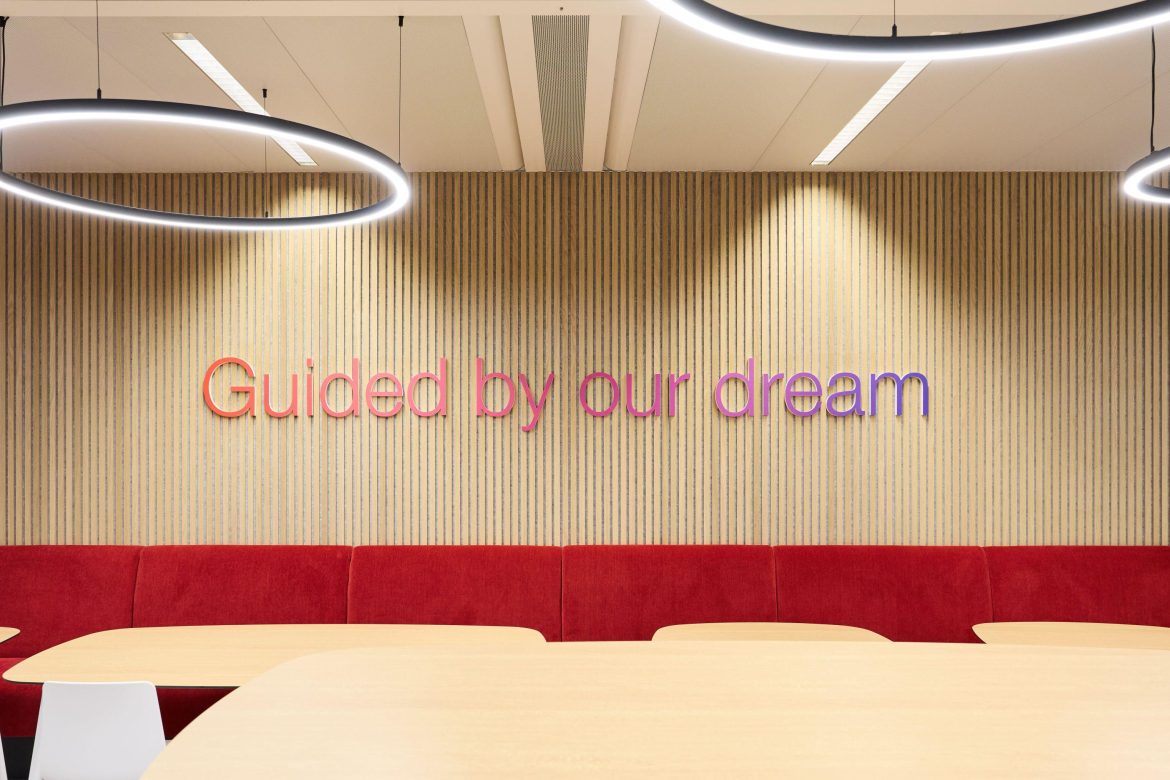 CGI Offices Made by Creaplan16