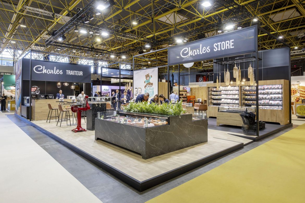 Charles Tavola Made by Creaplan1