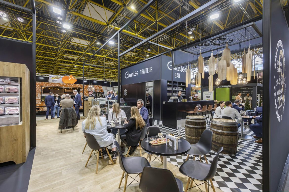 Charles Tavola Made by Creaplan6