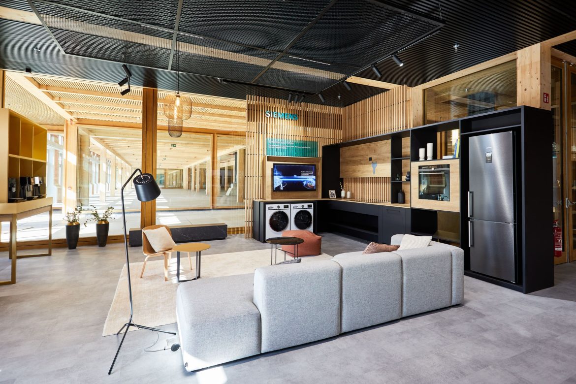 Siemens Showroom Made by Creaplan18