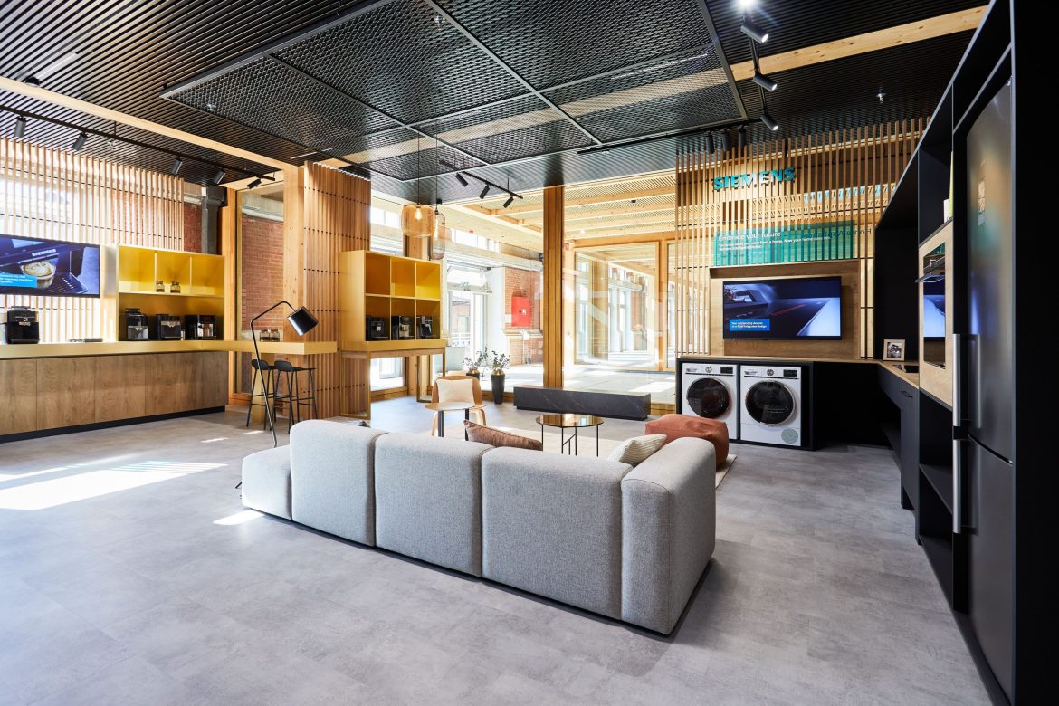 Siemens Showroom Made by Creaplan19