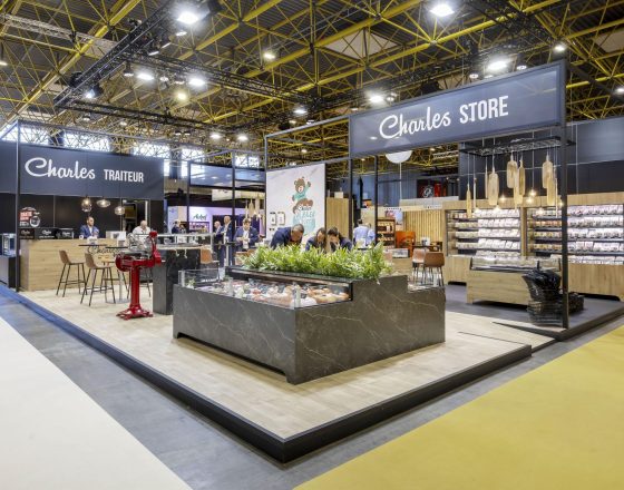 Charles Tavola Made by Creaplan1