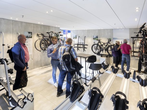 485 THULE CARAVAN hal 13 EDU 04