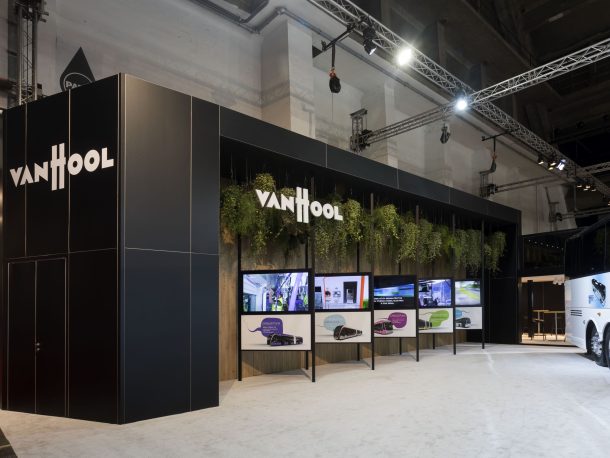 500 VANHOOL BUSWORLD 2019 Brussel EDU 09