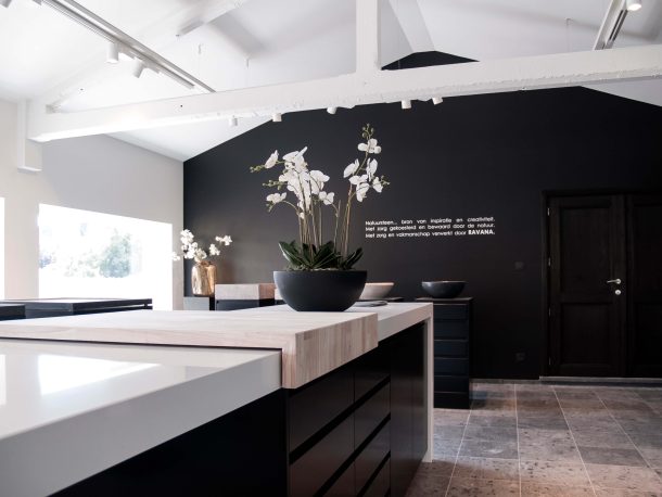 Ravana inrichting showroom door Creaplan4