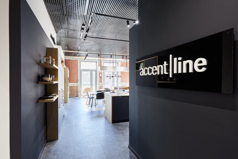 Accent Line Showroom Made by Creaplan1