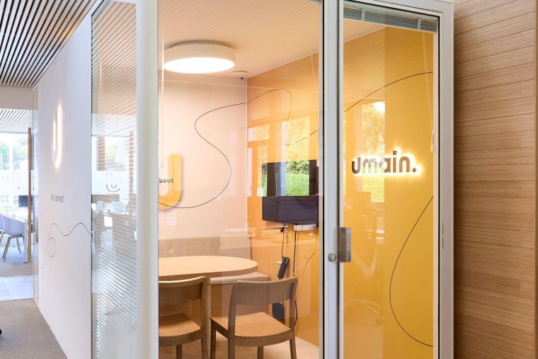 Umain Meeting box Made by Creaplan1